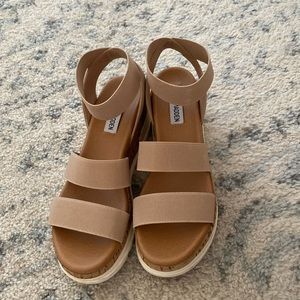 Steve Madden platform sandals